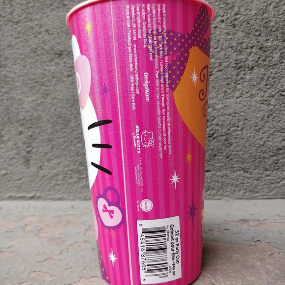 NEW hello kitty 32oz party cup - Picture 4 of 5